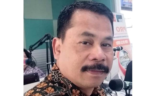 KEPALA : Drs Suwadji SIP. MSi Kepala Dinas Pemberdayaan Masyarakat Kabupaten Malang. (Dok)