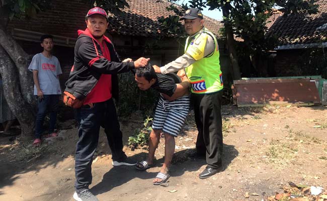 SENDIRIAN? : Selain di Singosari, mengaku di Kota Malang dan Batu. (ist)