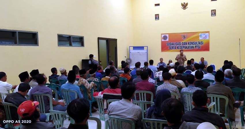 Sosialisasi PTSL di Balai Desa Purwoasri. (Sur)