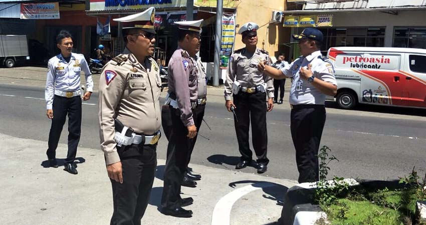 Satlantas Polres Malang Bersama Dishub Survei Tempat Pasang CCTV