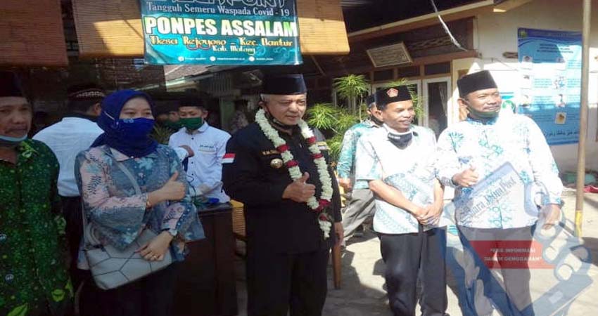 Kunjungan Bupati Malang Drs HM Sanusi MM di Ponpes Tangguh Assalam Desa Rejoyoso. (ist)