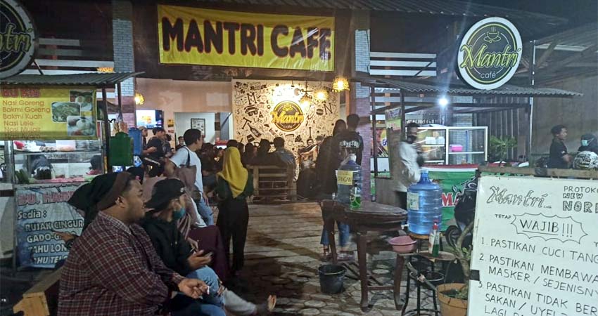 Ngopi Sehat Kuat saat Pandemi di Cafe Mantri Pakis