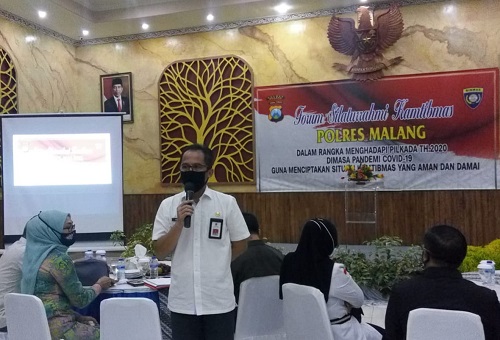 INGATKAN: Kepala Dinas Kesehatan (Kadinkes) Kabupaten Malang saat memberikan keterangan dalam kegiatan Forum Silaturahmi.