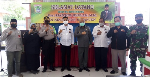 Pjs Bupati Malang, Sjaichul Ghulam bersama Sekda Wahyu Hidayat dan jajaran Muspika.