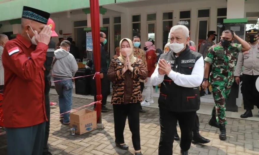 Bupati, Forkopimda dan Dinkes Kabupaten Malang Kompak Tinjau Vaksinasi di Tujuh Kecamatan dalam Antisipasi Omicron