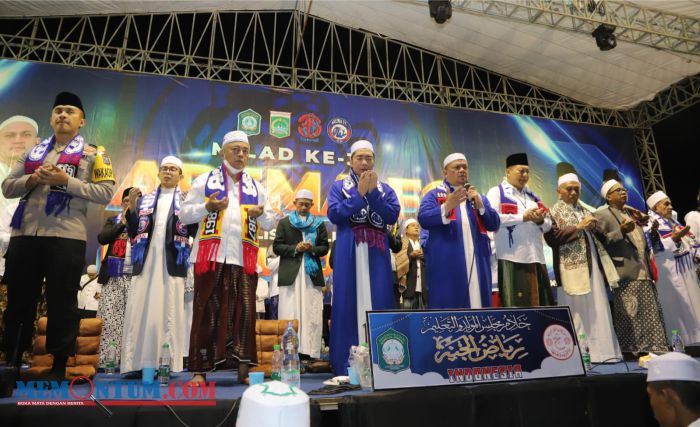 Puncak HUT Ke-35 Arema di Stadion Kanjuruhan Ditutup Doa dan Solawat Bersama