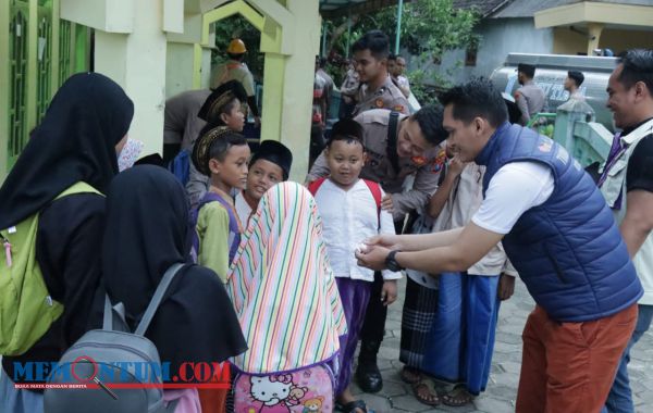 Polresta Malang Distribusikan 12 Ribu Liter Air Bersih dan Kirim Tim Trauma Healing untuk Korban Banjir Malang Selatan