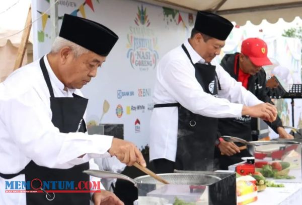 Rangkaian 2 Tahun Malang Makmur, Bupati Sanusi Ikuti Lomba Masak Nasi Goreng bersama Forkopimda